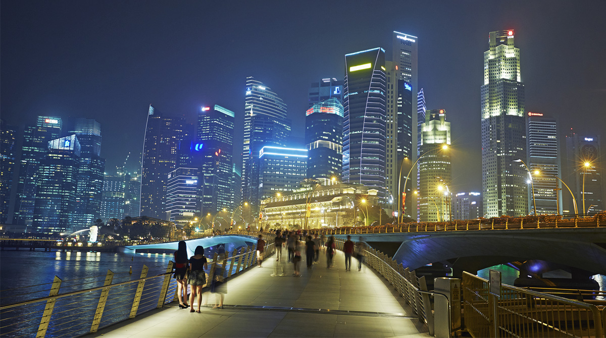 The internationalisation of EME currency trading