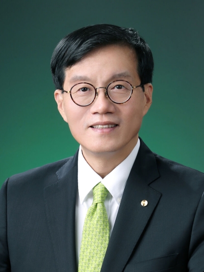 Chang Yong Rhee