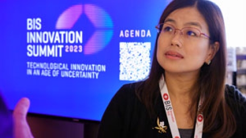 Person talking at the BIS Innovation Summit