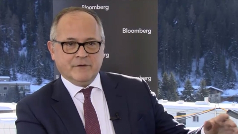 coeure_bloomberg_2001_250.jpg