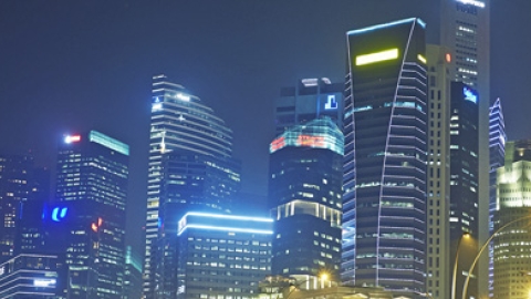 The internationalisation of EME currency trading