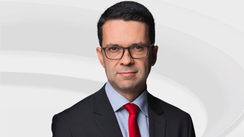 Portrait photo of Rodrigo Coelho